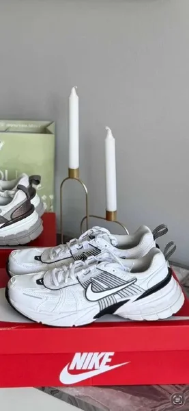 Кроссовки Nike б/у — running shoe
