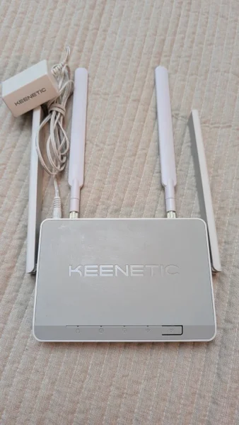 4g роутер Keenetik kn-2212 — modem
