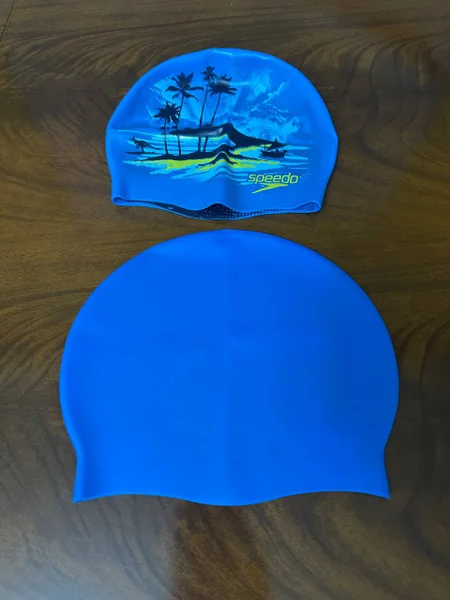 Шапочки для плавания: резиновая и силиконовая Speedo — bathing cap