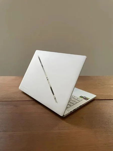 Игровой ноутбук ASUS ROG Zephyrus G14 3K OLED