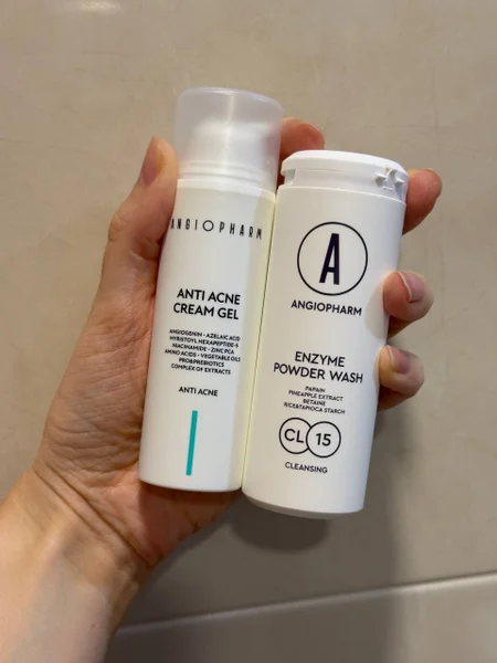Косметика Angiopharm (крем-гель и энзимная пудра) — pill bottle, lotion, sunscreen