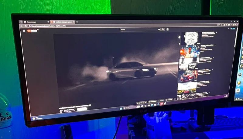 Ультраширокий монитор LG 2K — monitor
