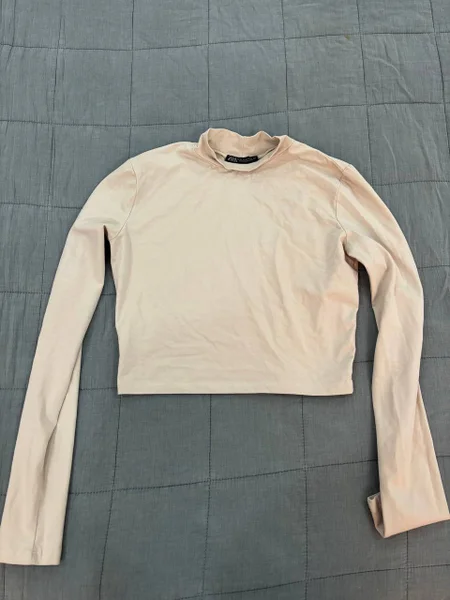 Лонгслив бежевый кроп Zara — sweatshirt, jersey