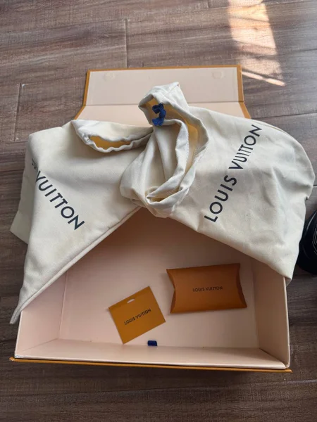 Футболка Zara новая — diaper, packet