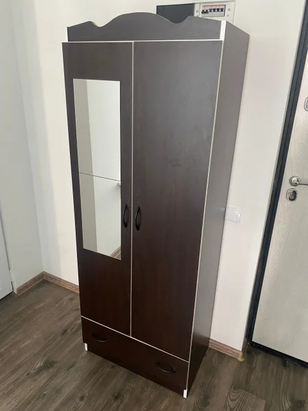 Шкаф — wardrobe, sliding door