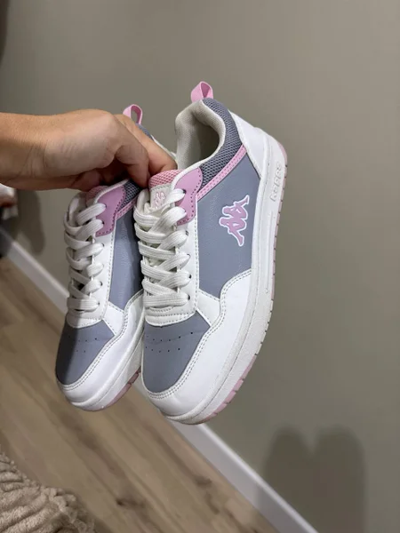 Кроссовки для девочки, размер 35 — running shoe