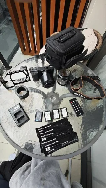 Sony 18-55mm f/3.5-5.6 OSS