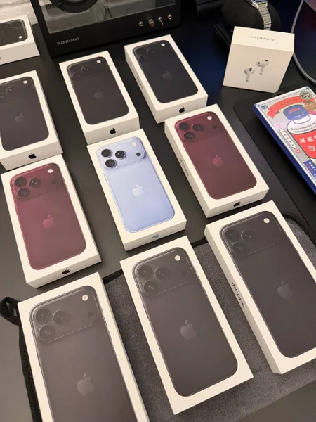 iPhone 18 Pro / 18 Pro Max — cellular telephone