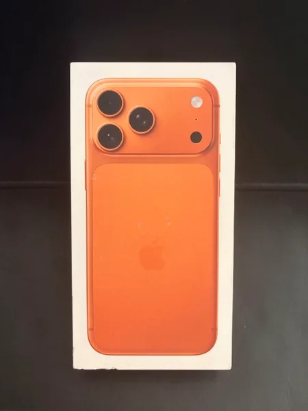 iPhone 17 Pro 256GB Cosmic Orange — iPod