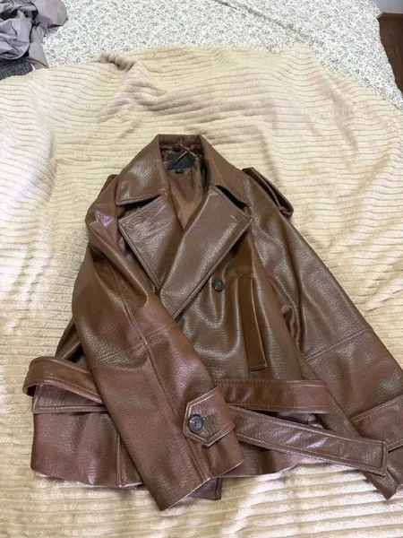 Новая куртка — trench coat