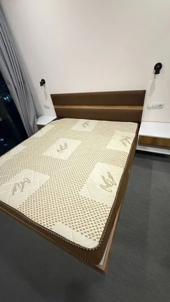 Два кондиционера с внешними блоками — paper towel, toilet tissue