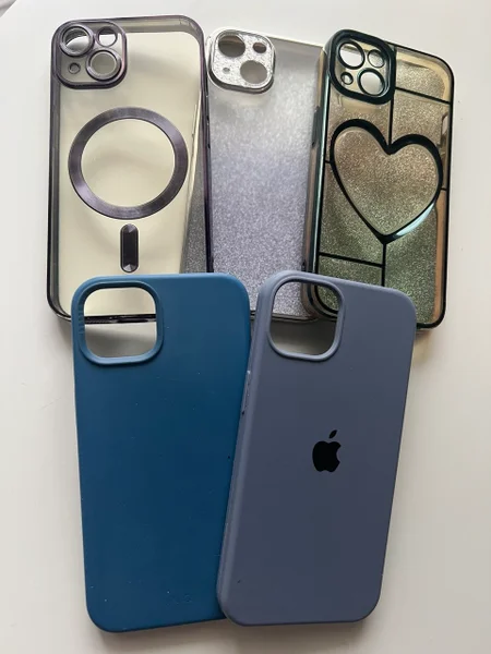 Чехлы на iPhone 13 — mouse