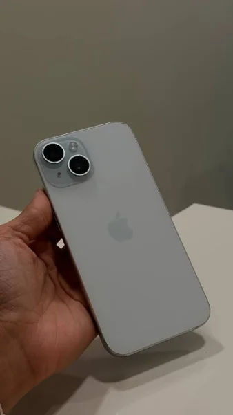 IPhone 15 128 GB белый — iPod, loudspeaker