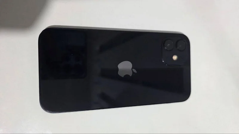 iPhone 12 (64 GB) — iPod, television, remote control