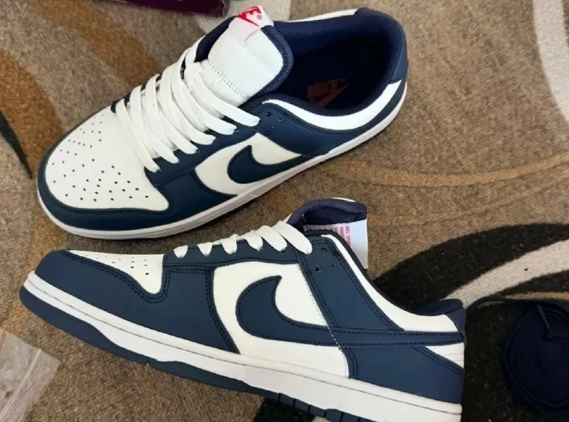 Кроссовки — running shoe