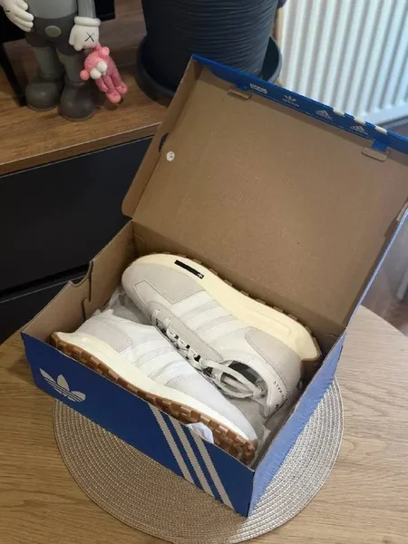 Кроссовки Adidas Originals RETROPY E5