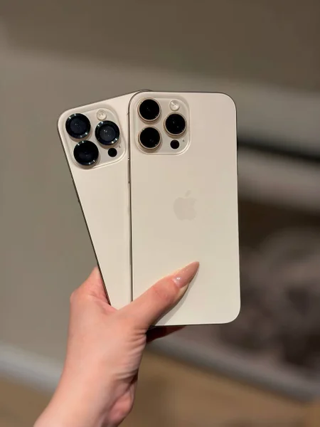 PS5 Slim — switch, remote control, joystick