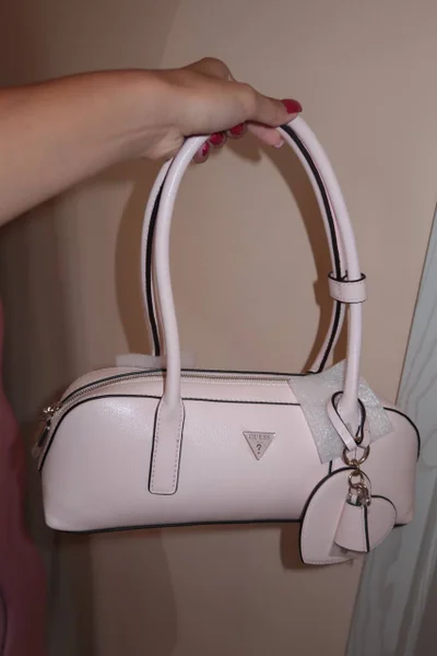 Сумка Guess — purse