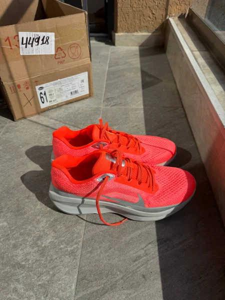 Кроссовки Adidas original 45 размер — running shoe