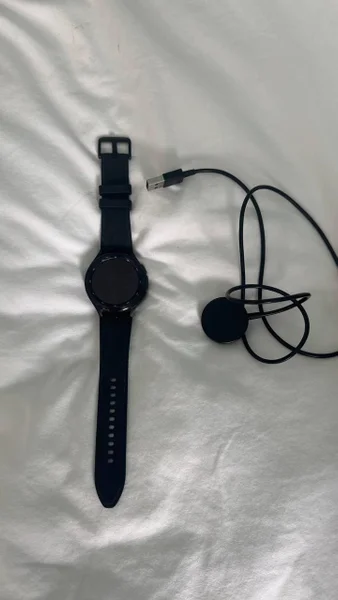 Смарт-часы Samsung Watch 4 classic — stethoscope, spatula, ladle