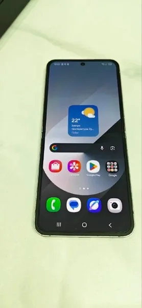 Samsung Galaxy Z Flip 6
