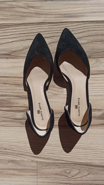 Балетки из натуральной замши новые — sandal