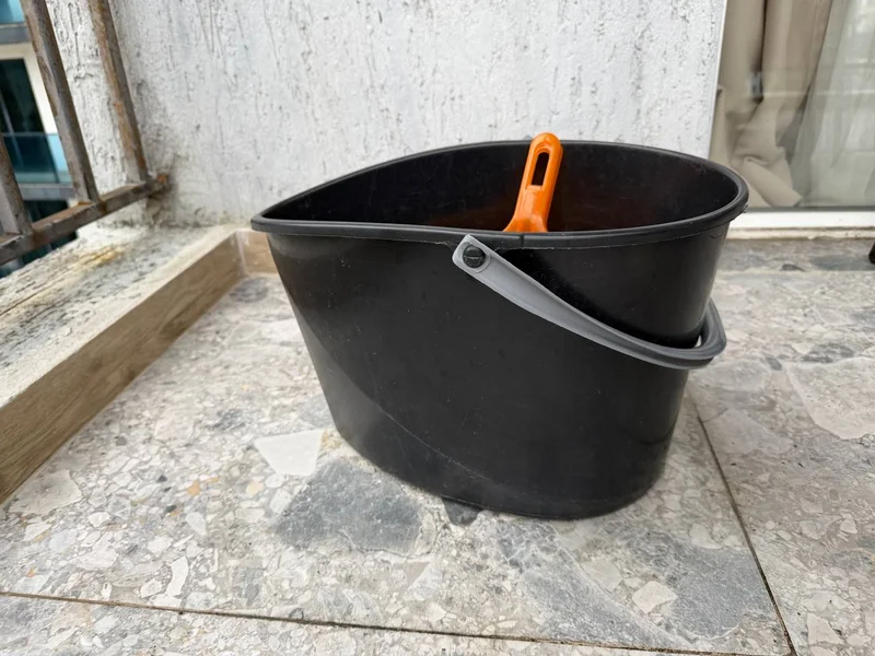 Ведро 10л. и совок — caldron, Dutch oven