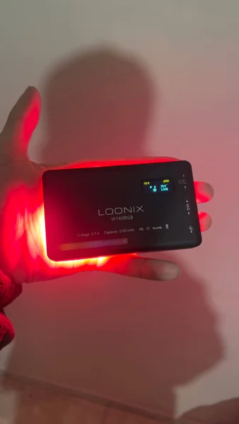 RGB видеосвет Loonix с триногой — cellular telephone, modem, iPod