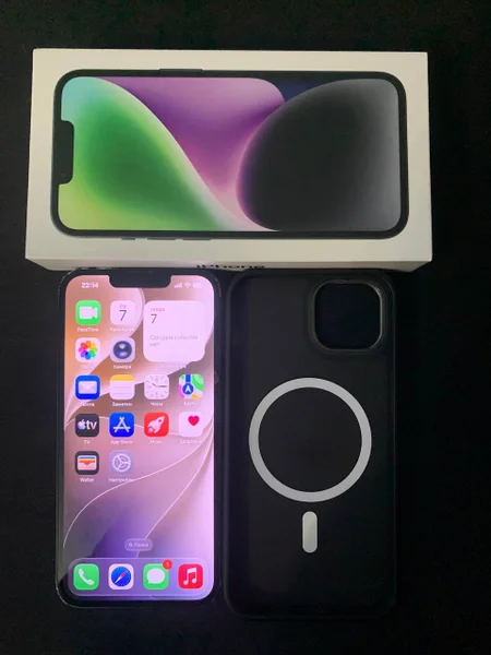 iPhone 14 128GB — loudspeaker, iPod, mouse