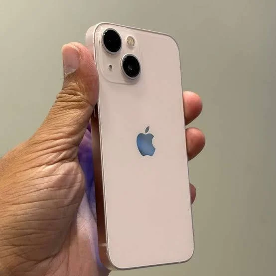 Iphone xs 256gb — can opener, remote control, lighter