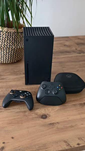 Xbox Series X — joystick
