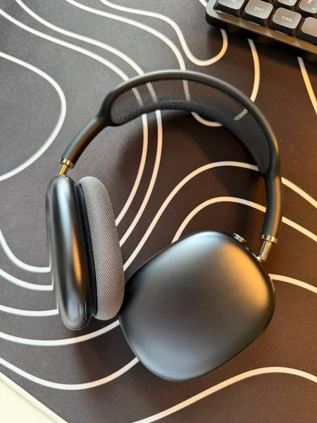 AirPods Max 2 — mouse, hook, stethoscope