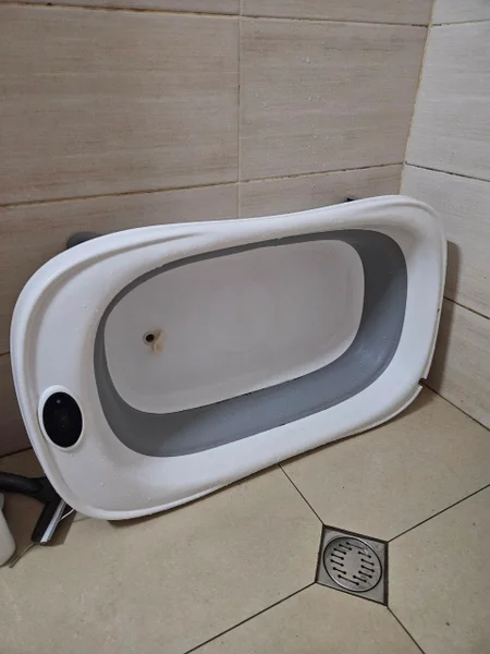 Ванночка — bathtub, tub, toilet seat