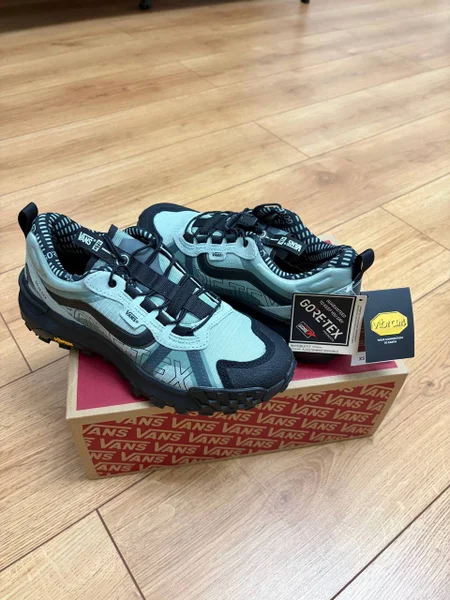 Женские трекинговые кроссовки Vans MTE Crosspath XC Gore-Tex 37EU — running shoe