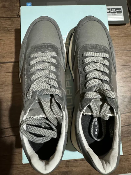 Кроссовки Philippe Model — running shoe