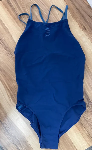 Купальник Adidas — sleeping bag, sweatshirt