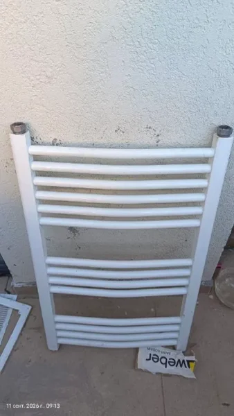 Водяной полотенцесушитель — folding chair
