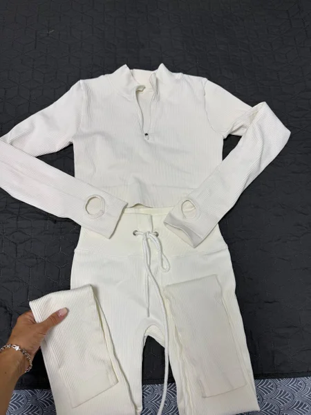 Спортивный белый плотный костюм — lab coat, trench coat
