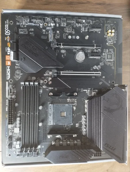 Материнская плата MSI MPG B550 GAMING PLUS