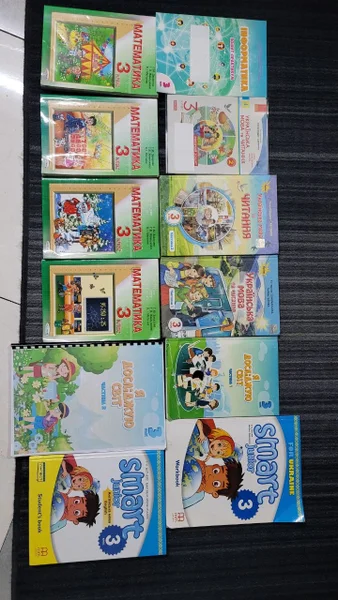 Учебники 3 класс, укр сектор — comic book, rubber eraser