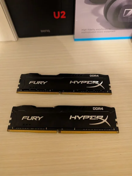 Оперативная память Kingston HyperX FURY 16GB 3200MHz DDR4 — harmonica, letter opener, pencil box