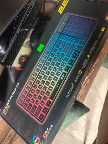 Клавиатура 2E Gaming KG390 — hand-held computer, space bar, remote control