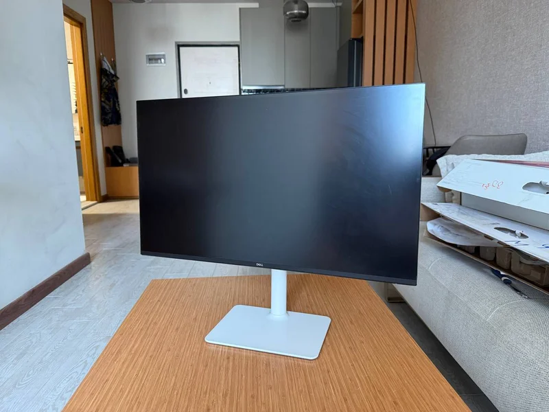 Монитор Dell S2725DC 27" QHD 144Hz USB-C — home theater