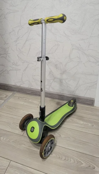 Самокат Globber — swab, shovel, broom