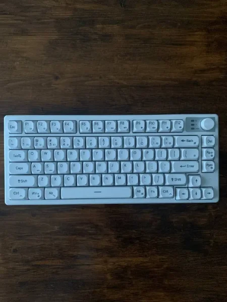 Клавиатура — computer keyboard, space bar, typewriter keyboard