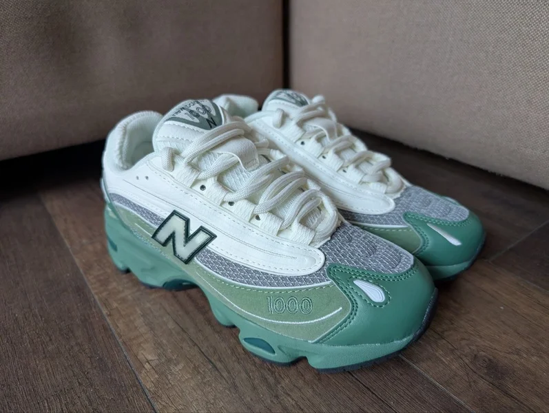 Женские кроссовки New Balance 1000 реплика — running shoe