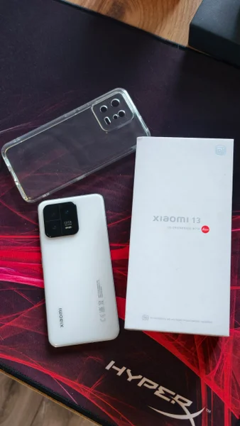 Xiaomi 13 12/256GB — iPod, modem