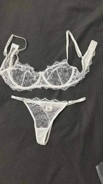 Комплект белья новый — brassiere