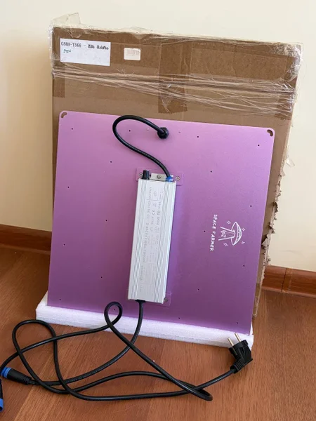 Светодиодная фитолампа Space Farmer 240W — binder