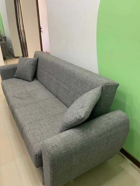 Диван — studio couch